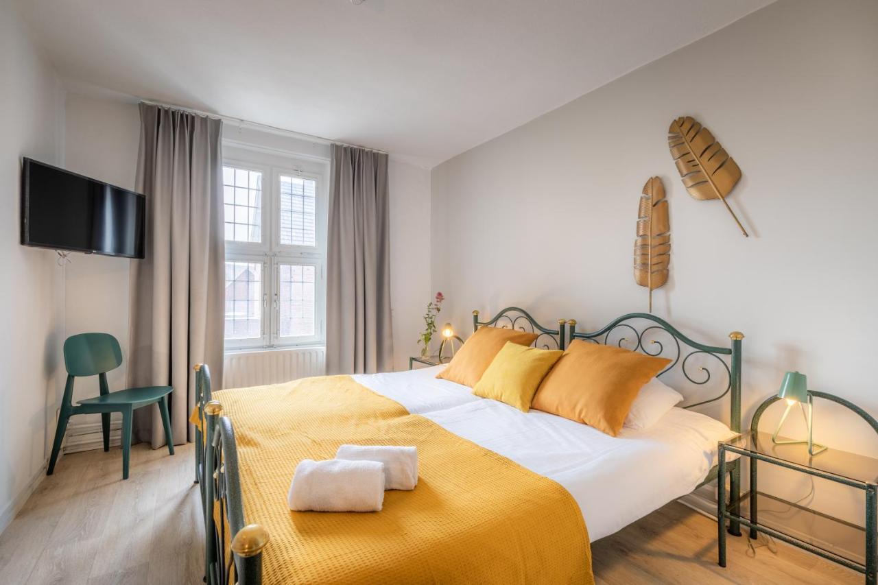Hotel Nieuw Antiek Helden Exteriér fotografie