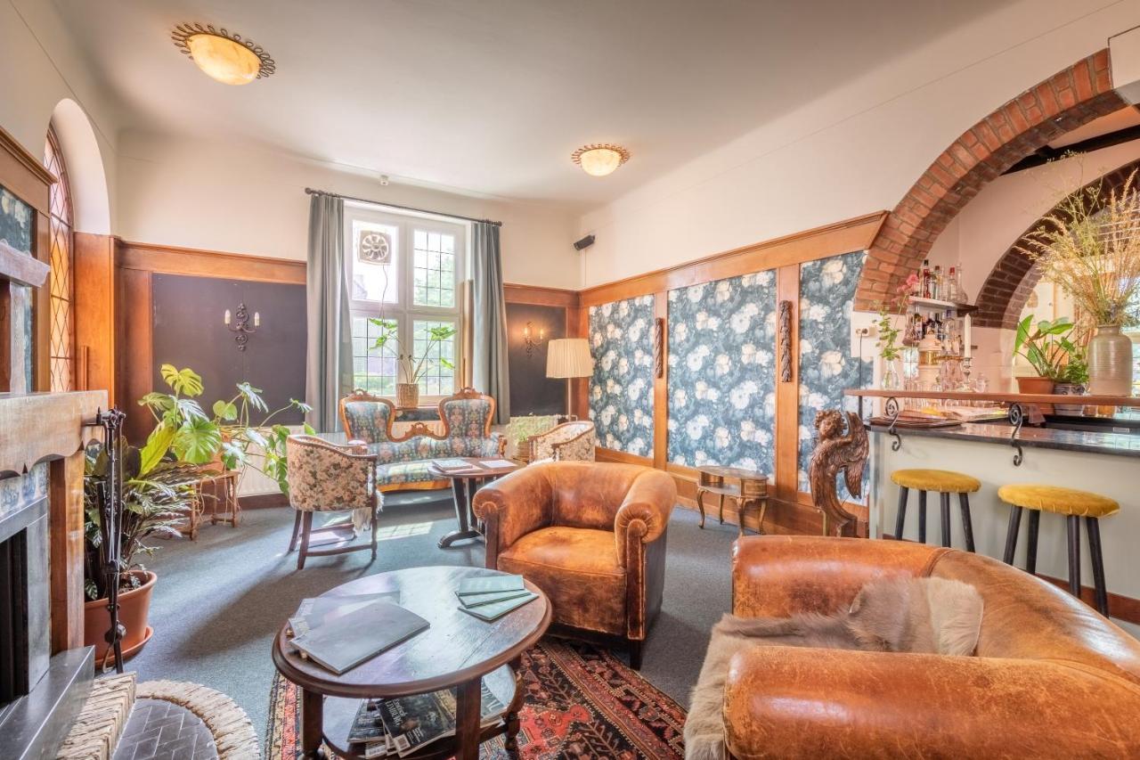 Hotel Nieuw Antiek Helden Exteriér fotografie